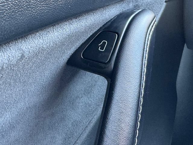 Used 2022 Tesla Model Y Performance AWD/4WD image 25