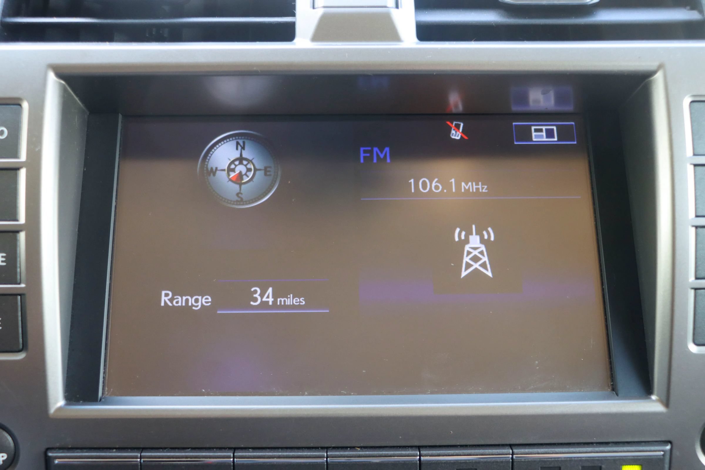Used 2016 Lexus GX 460 w/ Premium Package AWD/4WD image 39