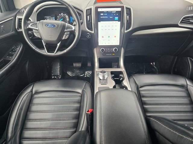 Used 2024 Ford Edge SEL image 11