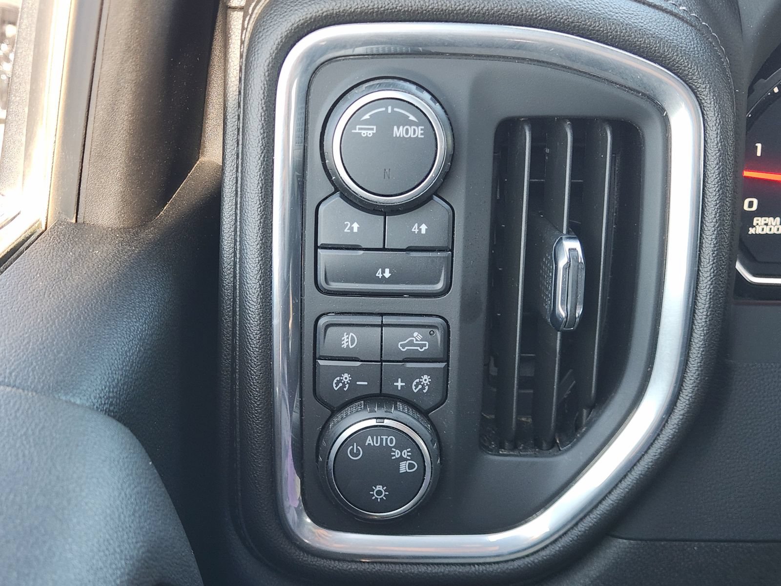 Used 2023 Chevrolet Silverado 2500 LT w/ Convenience Package AWD/4WD image 27
