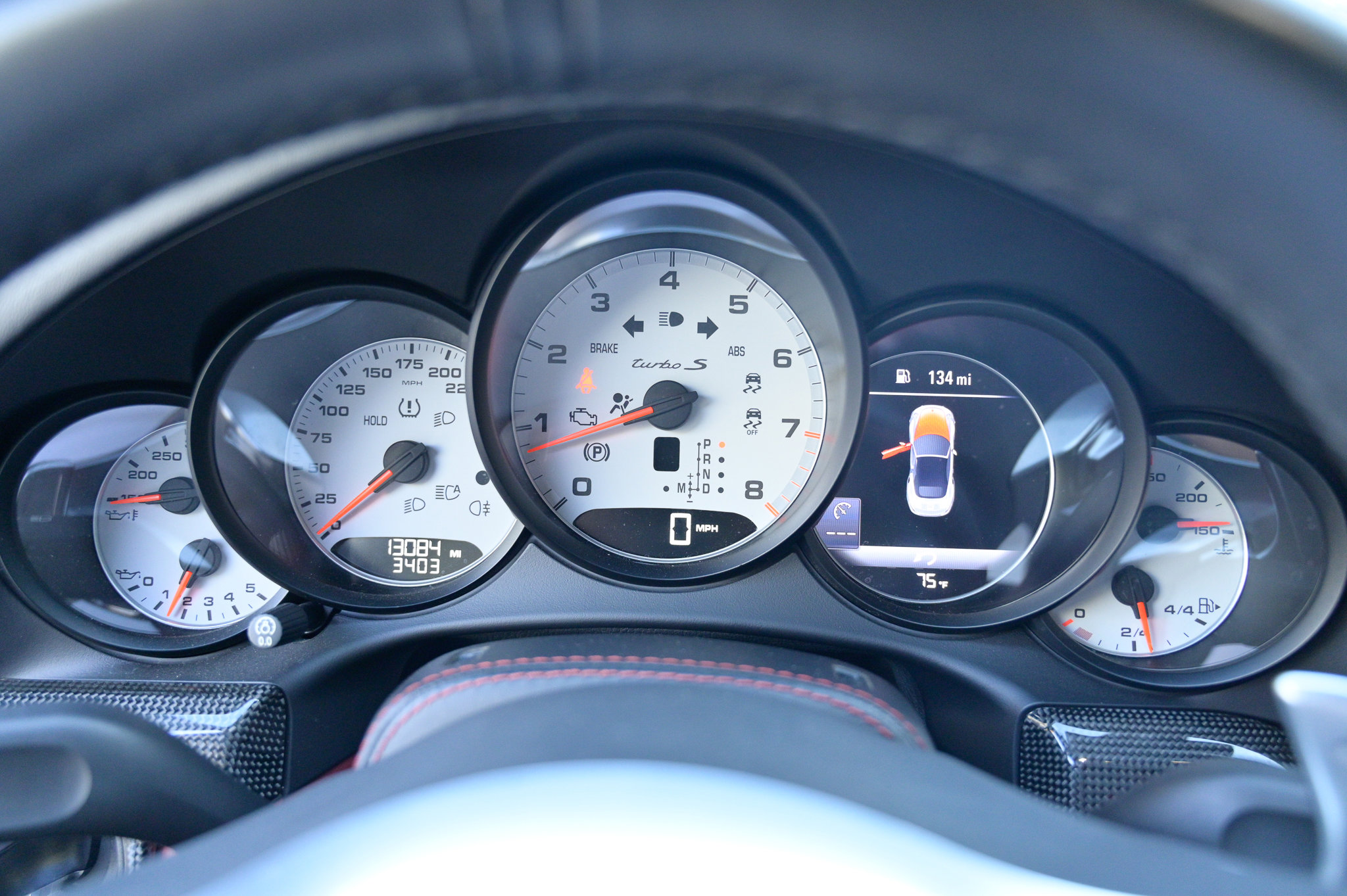 Used 2015 Porsche 911 Turbo S image 30