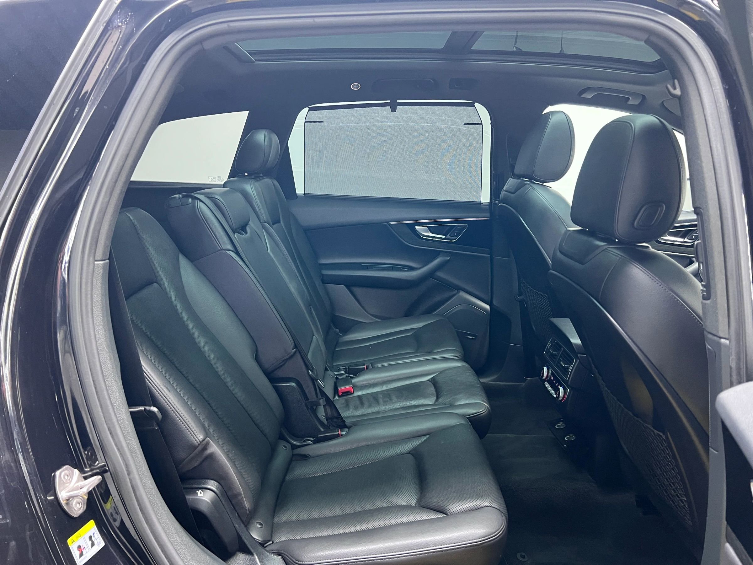 Used 2017 Audi Q7 3.0T Prestige w/ Prestige Package image 24