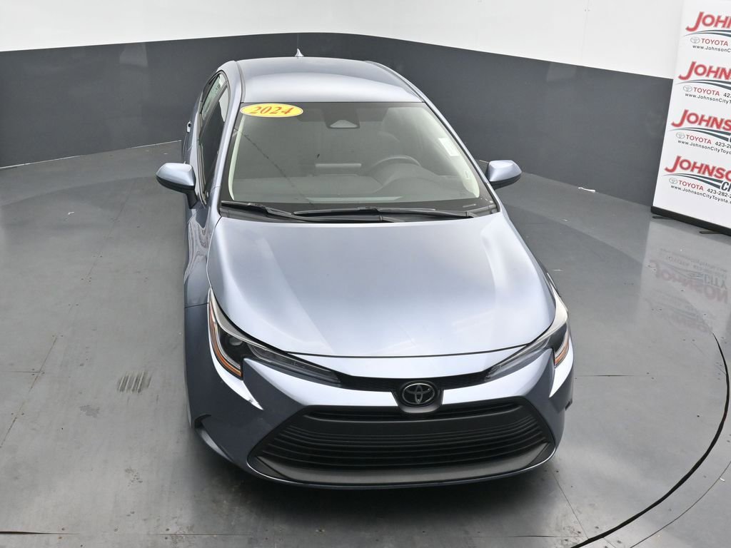 Used 2024 Toyota Corolla LE image 25