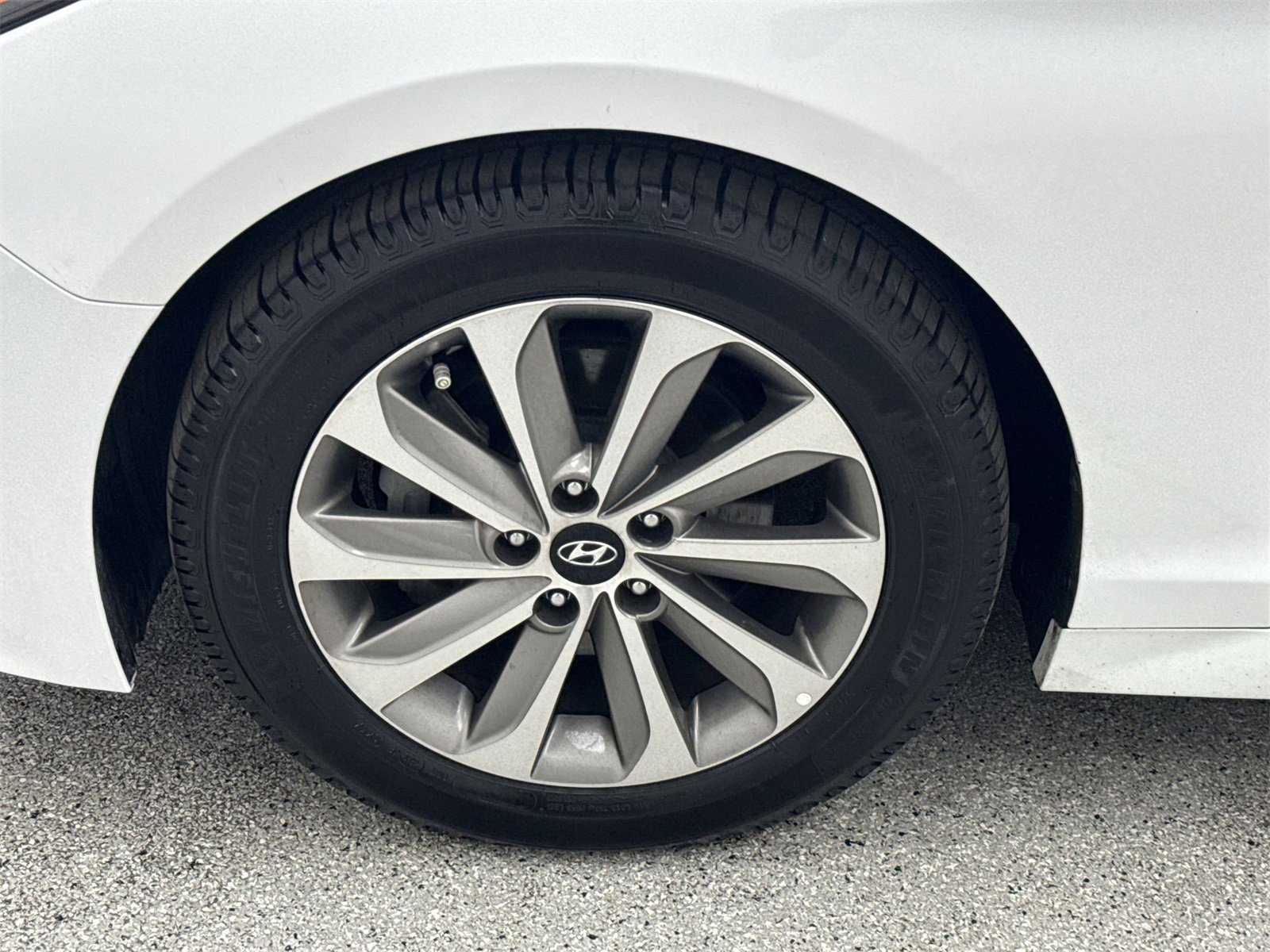 Used 2017 Hyundai Sonata Sport image 40