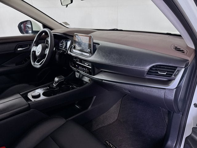 Certified 2023 Nissan Rogue SV w/ SV Premium B Package AWD/4WD image 25