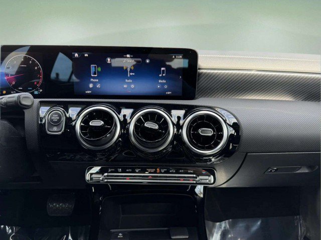 Certified 2026 Mercedes-Benz CLA 250 4MATIC image 15
