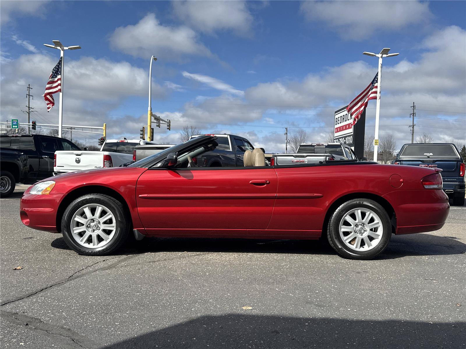 Used 2003 Chrysler Sebring GTC FWD image 4