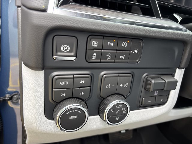 New 2025 Chevrolet Tahoe Premier AWD/4WD image 30