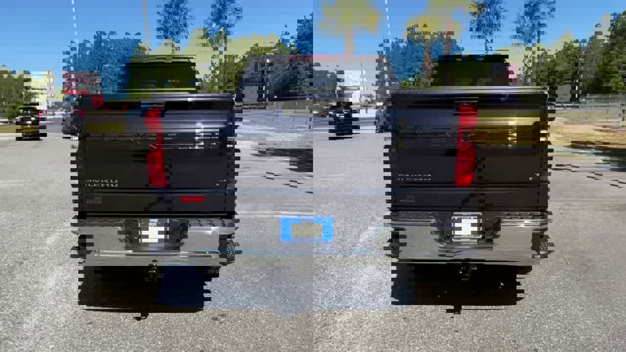 Used 2022 Chevrolet Silverado 1500 LT w/ Protection Package image 8