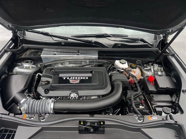 Used 2024 Cadillac XT4 Premium Luxury image 28