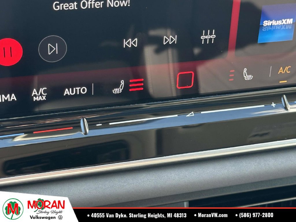 Certified 2026 Volkswagen Tiguan SE w/ Panoramic Sunroof Package FWD image 28