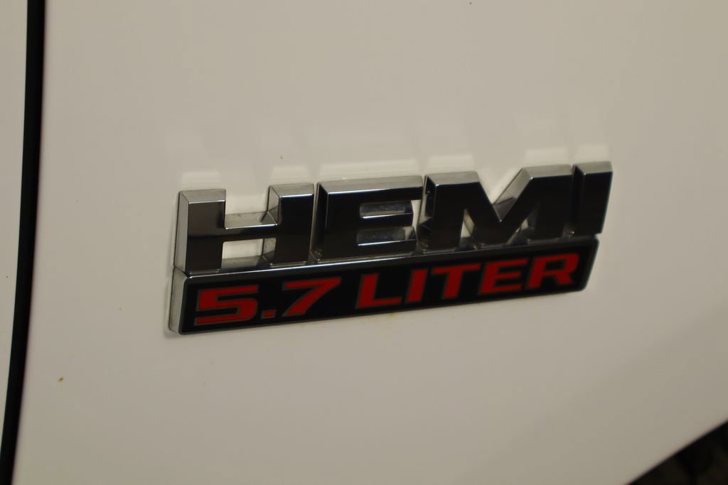 Used 2019 RAM 1500 Classic SLT image 38