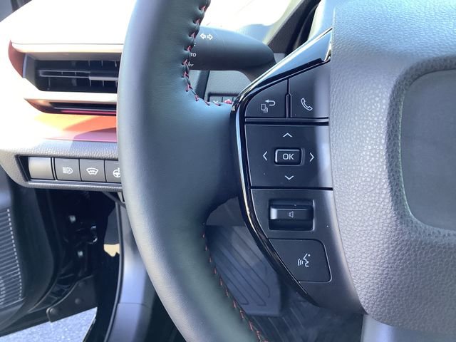 Used 2025 Toyota Prius XSE image 13