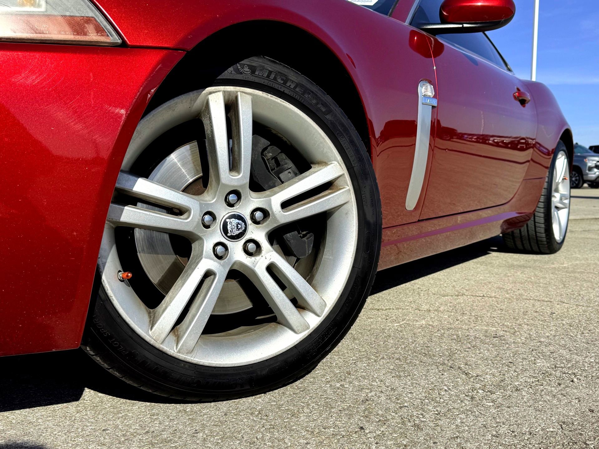 Used 2007 Jaguar XKR R image 2