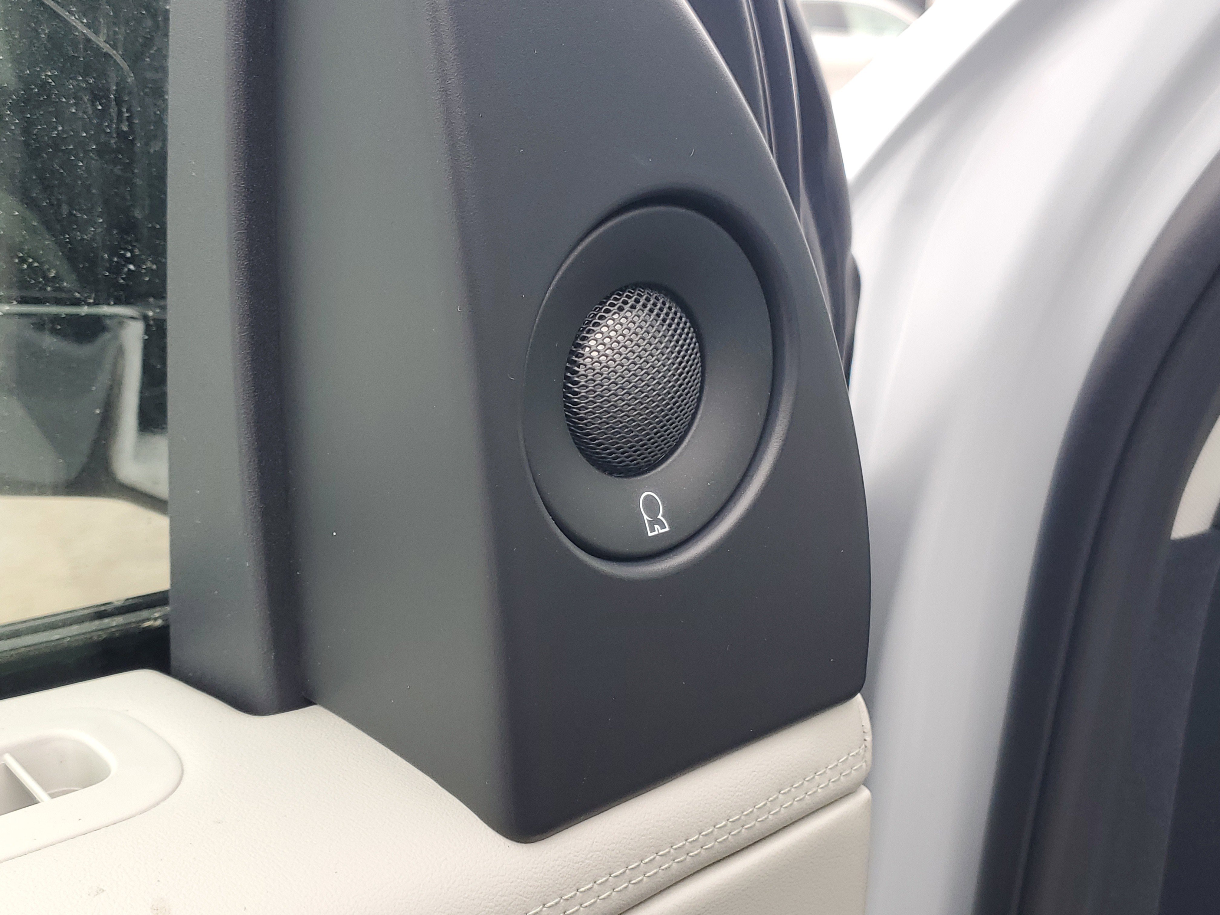 New 2026 Lincoln Navigator Reserve w/ Jet Appearance Package image 9