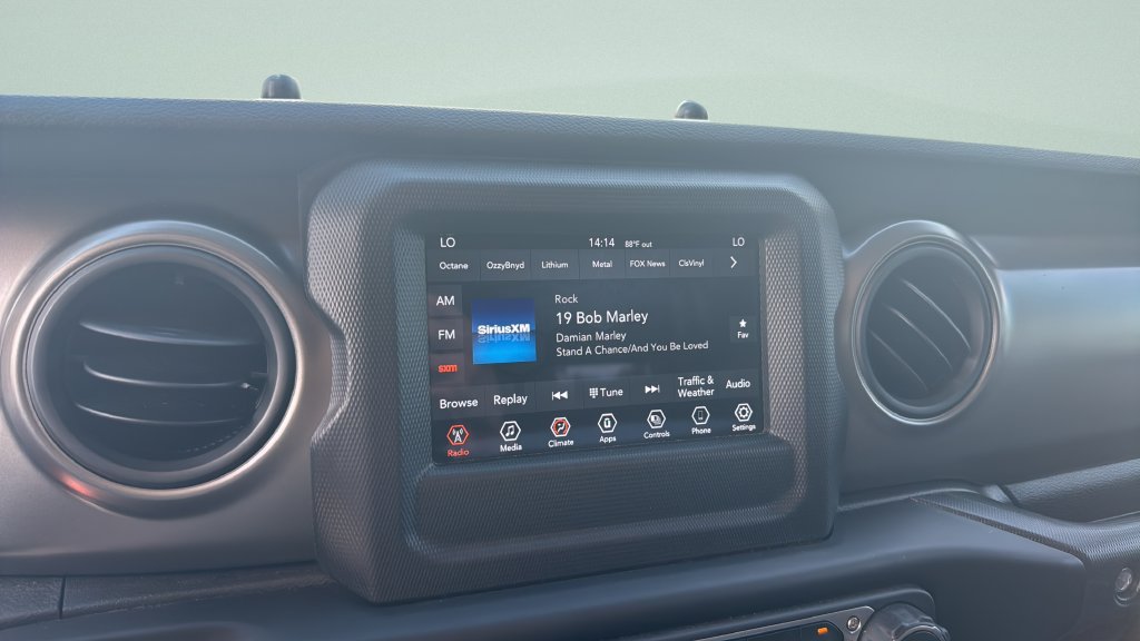 Used 2023 Jeep Wrangler Unlimited Sport AWD/4WD image 12