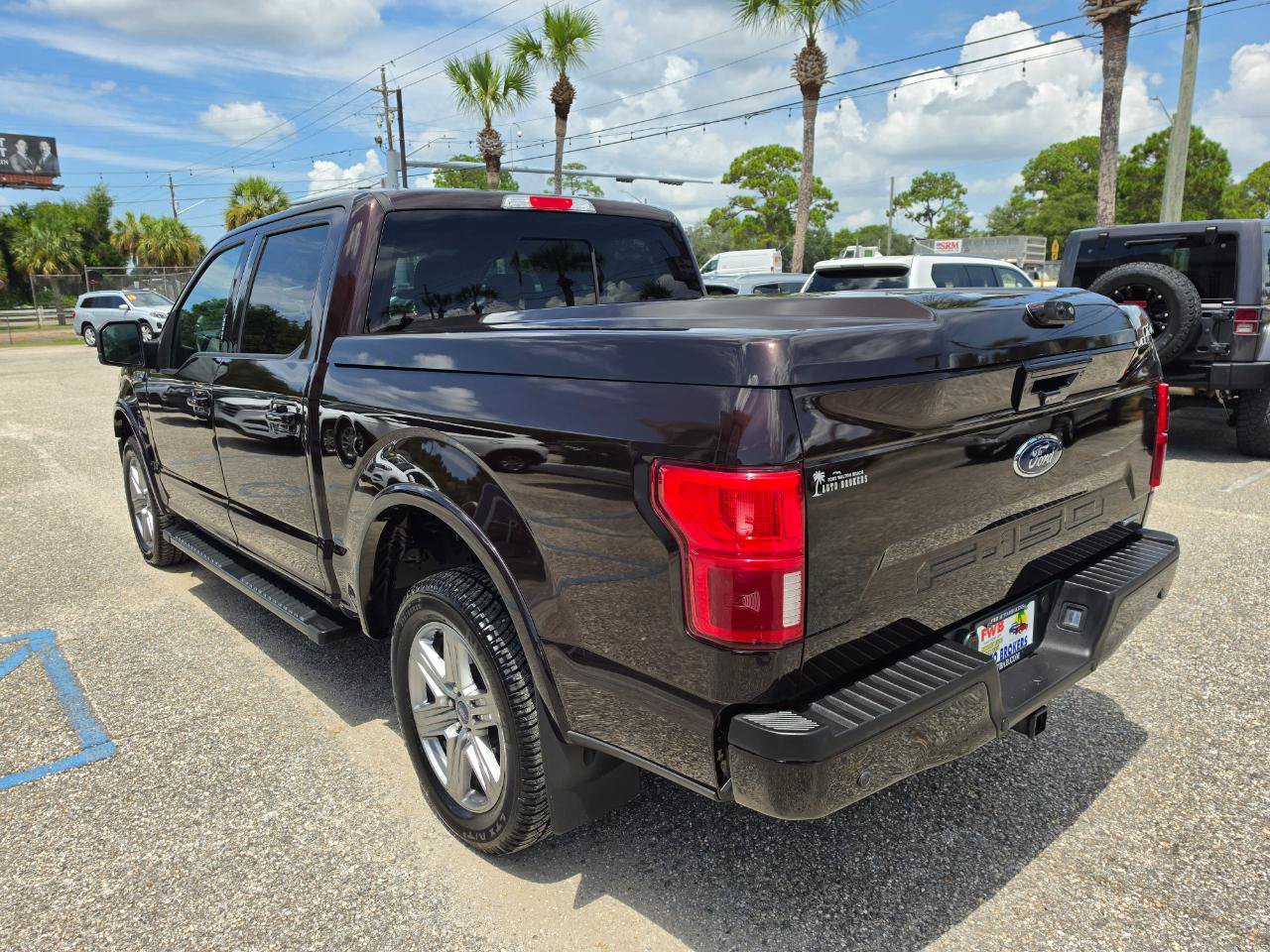 Used 2018 Ford F150 Lariat w/ Equipment Group 502A Luxury AWD/4WD image 3
