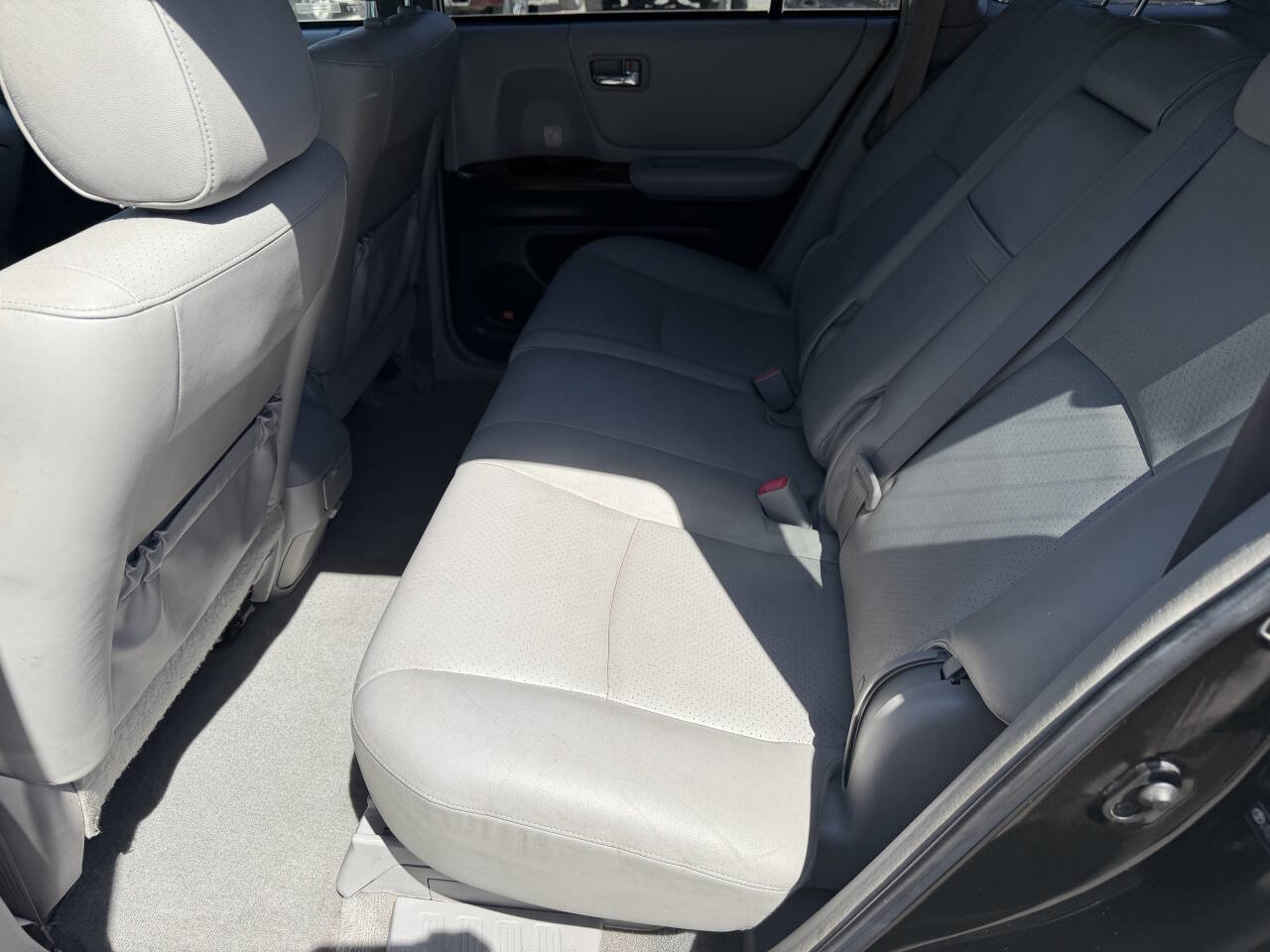 Used 2007 Toyota Highlander Limited AWD/4WD image 16