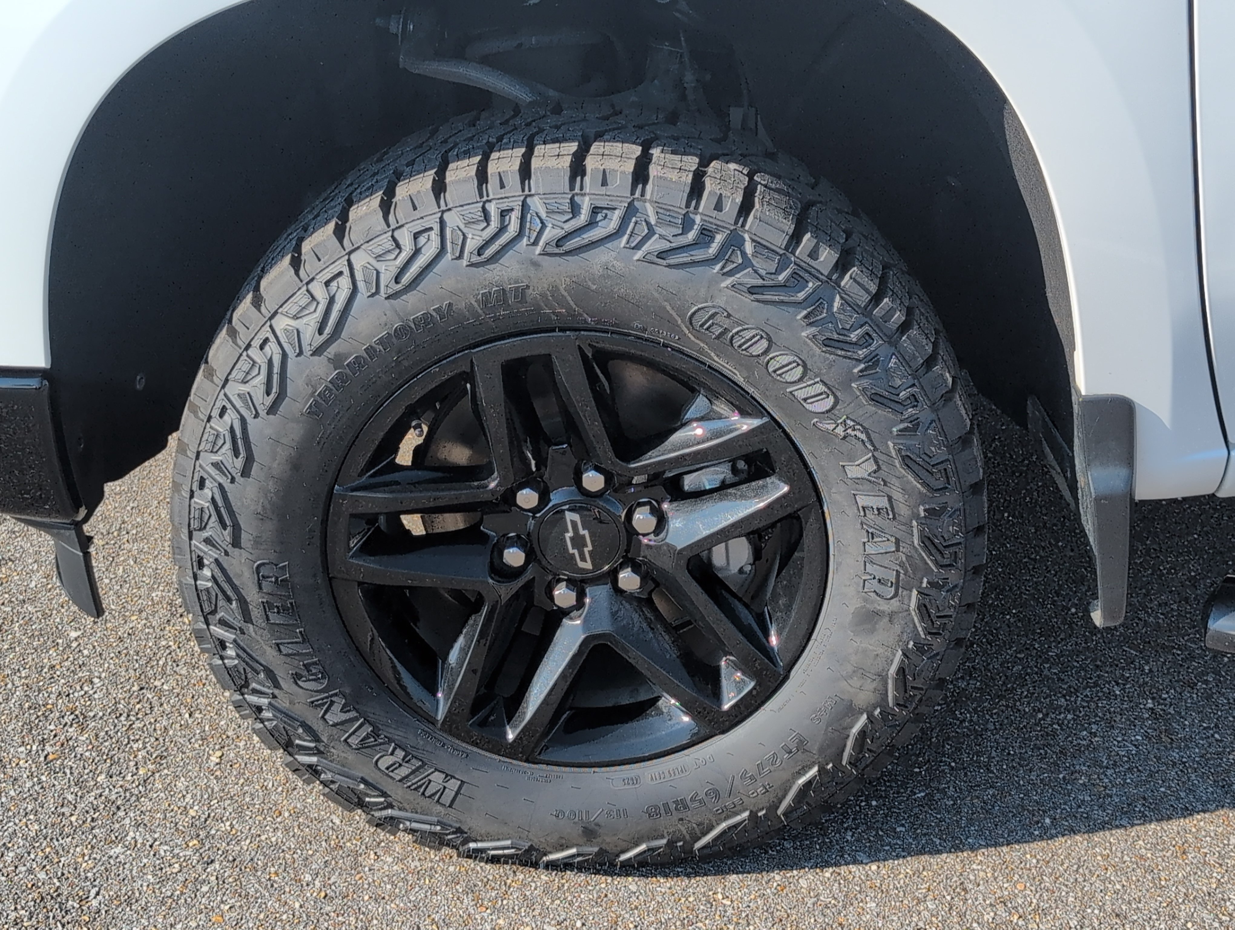 Used 2023 Chevrolet Silverado 1500 LT Trail Boss w/ LT Trail Boss Premium Package AWD/4WD image 11