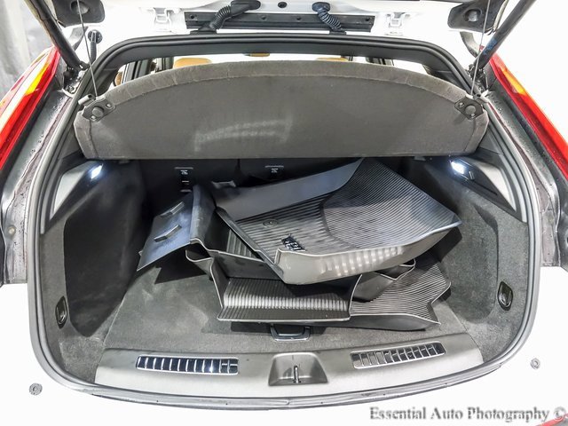 Certified 2022 Cadillac XT4 Premium Luxury w/ Enhanced Visibility Package image 22