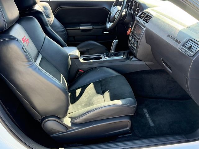 Used 2014 Dodge Challenger R/T RWD image 21