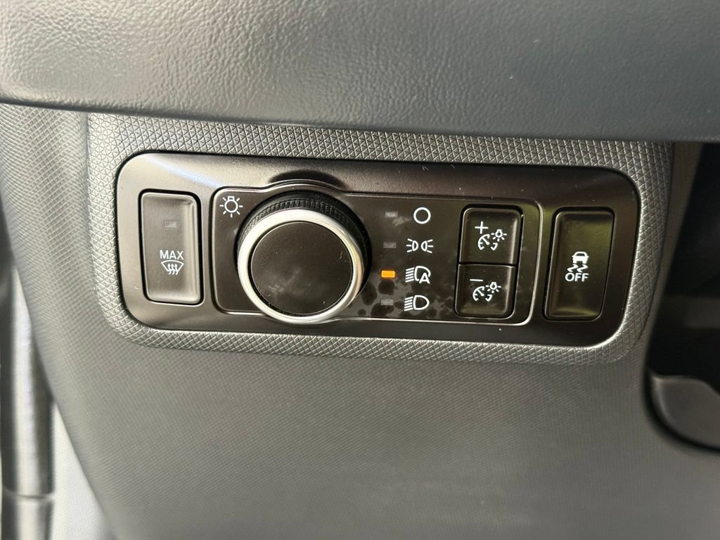 Certified 2023 Ford Mustang Mach-E Premium AWD/4WD image 33