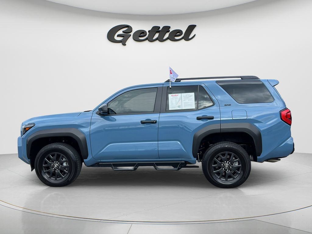 Used 2025 Toyota 4Runner SR5 AWD/4WD image 8