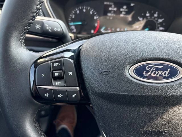 Used 2022 Ford Escape SE w/ Cold Weather Package AWD/4WD image 24
