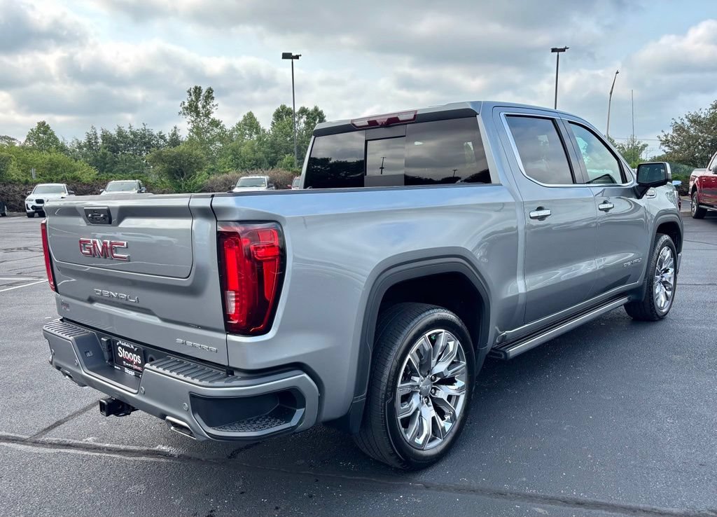 Used 2023 GMC Sierra 1500 Denali w/ Denali Reserve Package AWD/4WD image 8