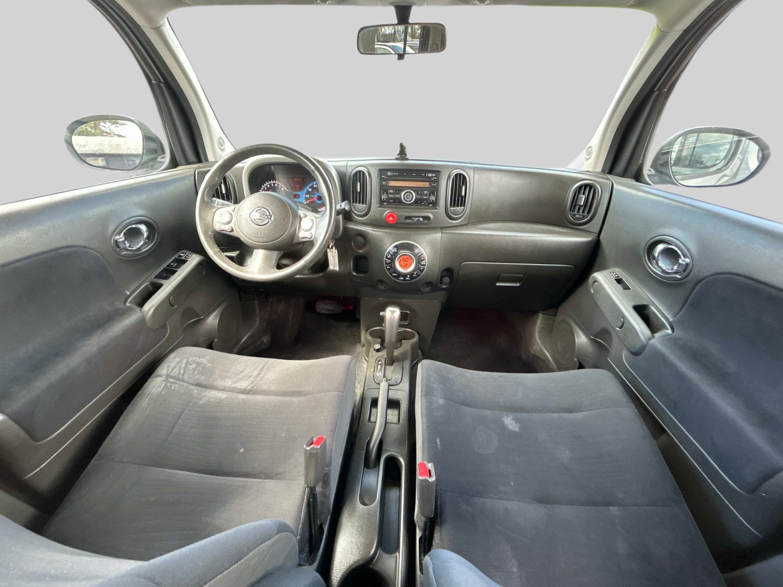 Used 2011 Nissan Cube 1.8 SL w/ Interior Illumination Pkg FWD image 13