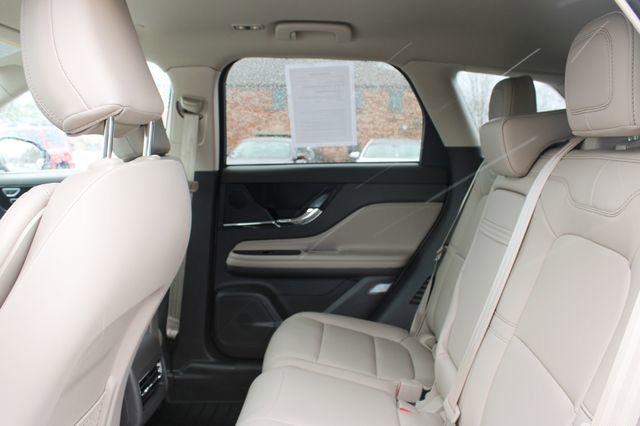 Used 2024 Lincoln Corsair Premiere image 31