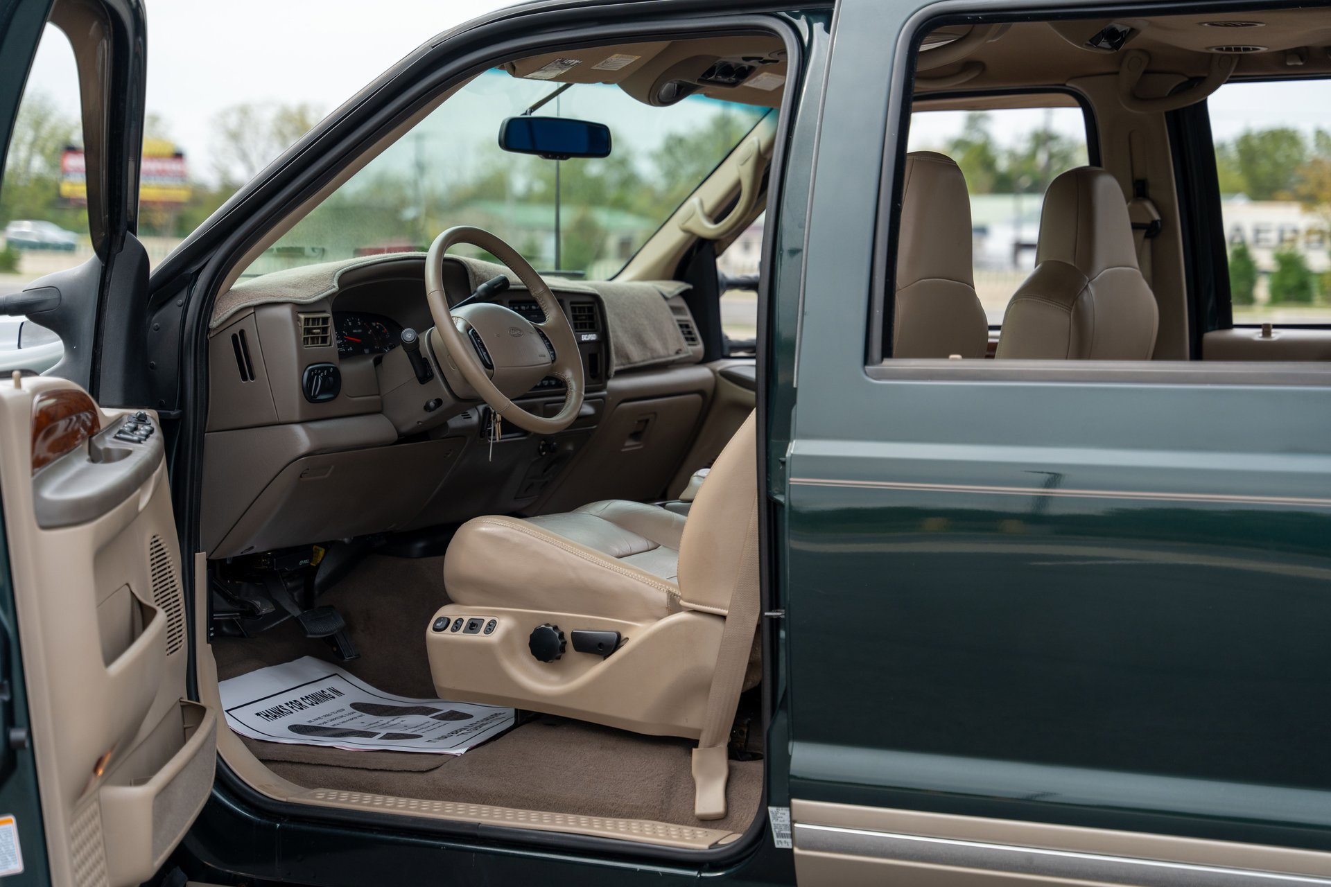 Used 2002 Ford Excursion Limited image 33