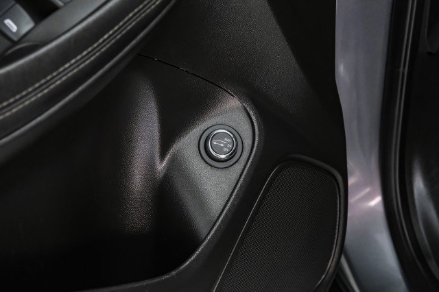 Used 2020 Buick Encore GX Select image 40