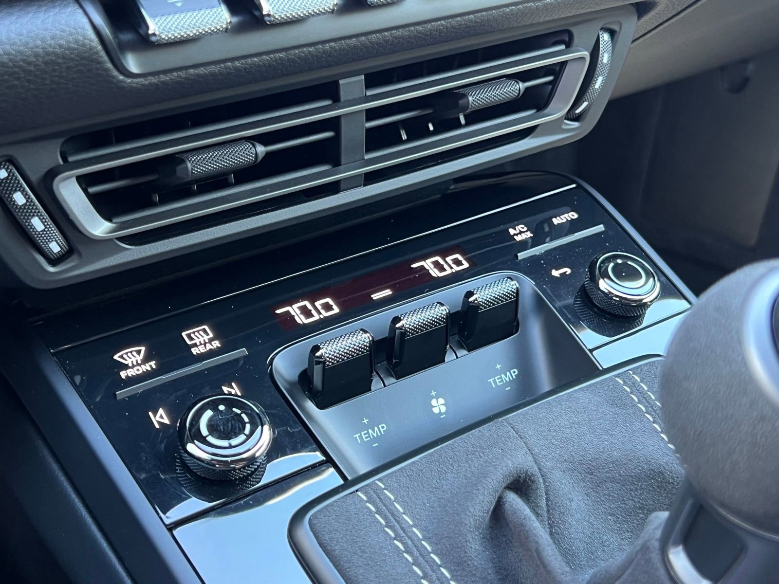 Certified 2024 Porsche 911 GT3 RWD image 31