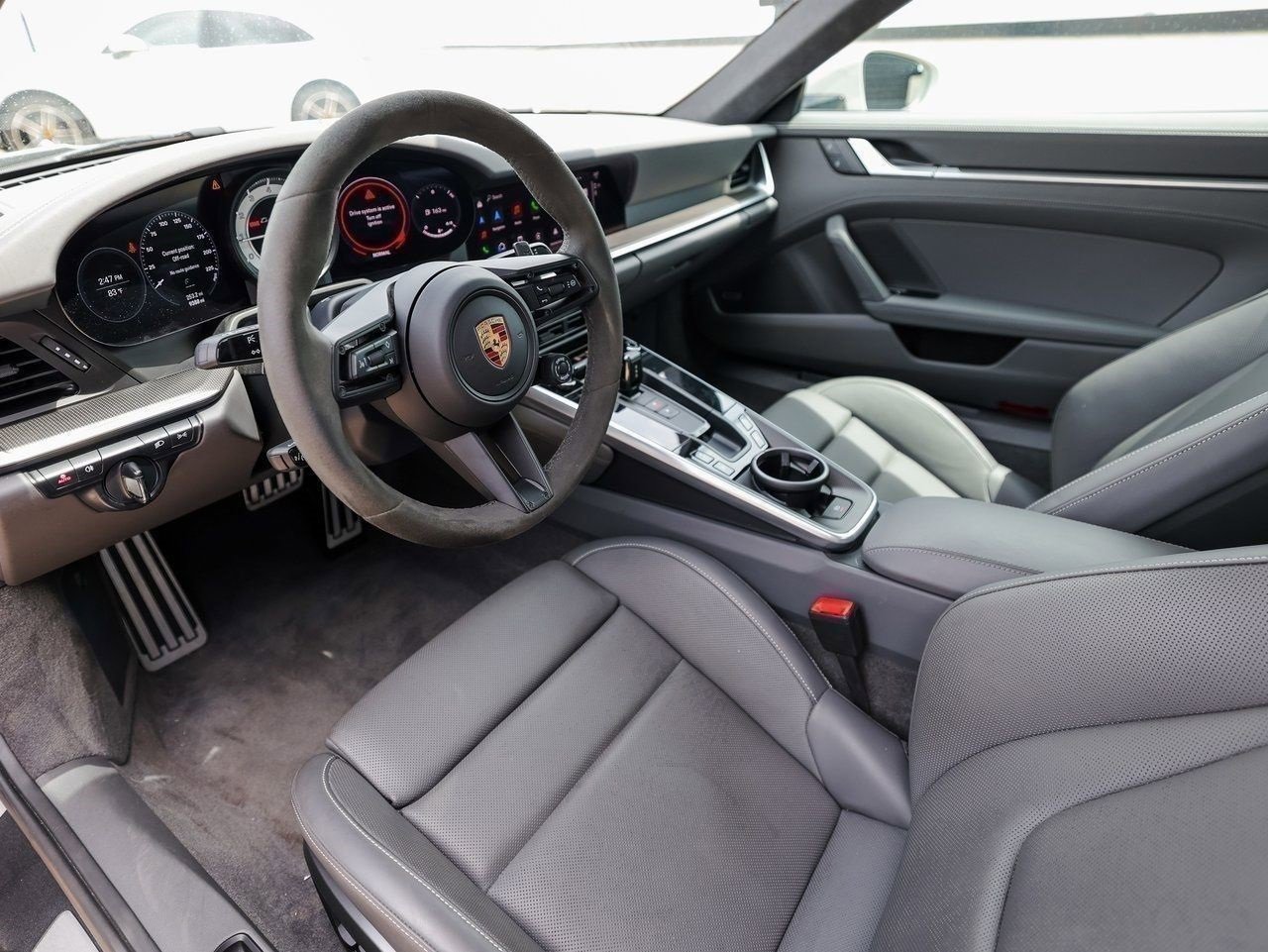 Certified 2024 Porsche 911 Turbo S image 4