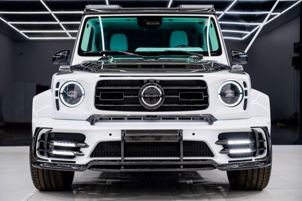 Used 2025 Mercedes-Benz G 63 AMG 4MATIC image 2