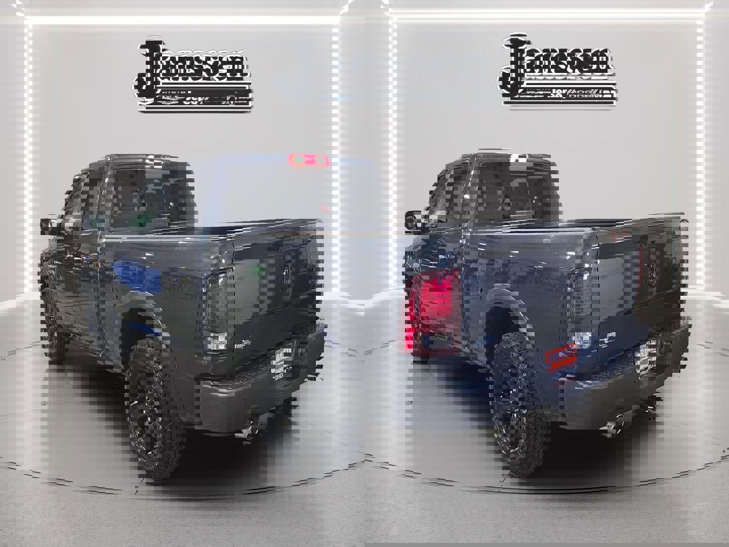 Used 2019 RAM 1500 Classic Warlock image 3