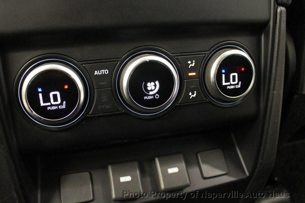 Used 2023 Land Rover Defender 130 SE AWD/4WD image 33