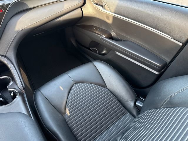 Used 2023 Toyota Camry SE image 15