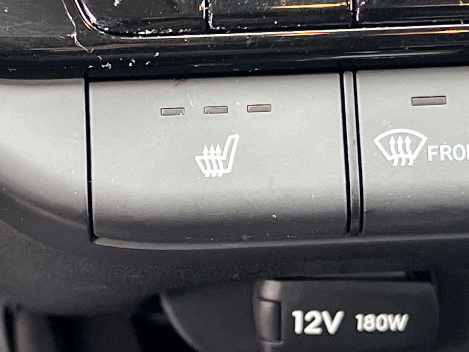 Used 2023 Hyundai Elantra SEL w/ Convenience Package image 31