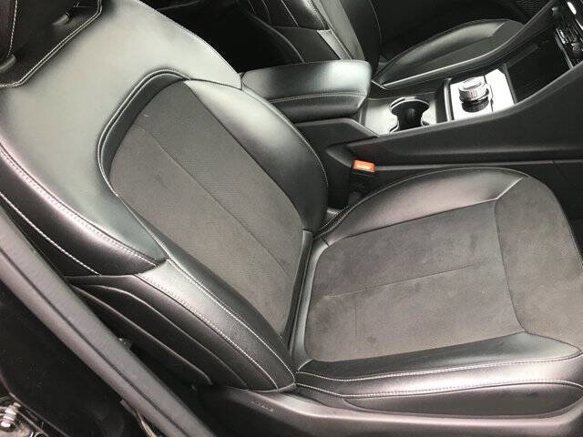 Used 2024 Jeep Grand Cherokee L Laredo image 24