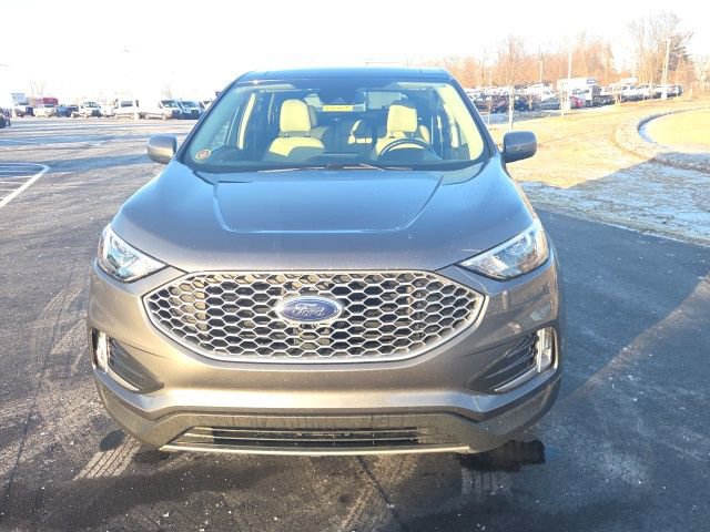 Certified 2024 Ford Edge SEL w/ Convenience Package image 13