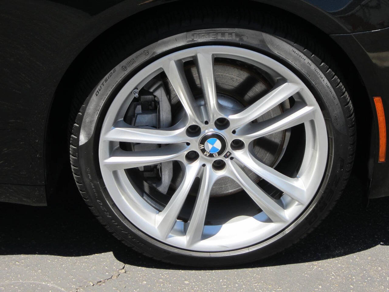 Used 2013 BMW 750i RWD image 9