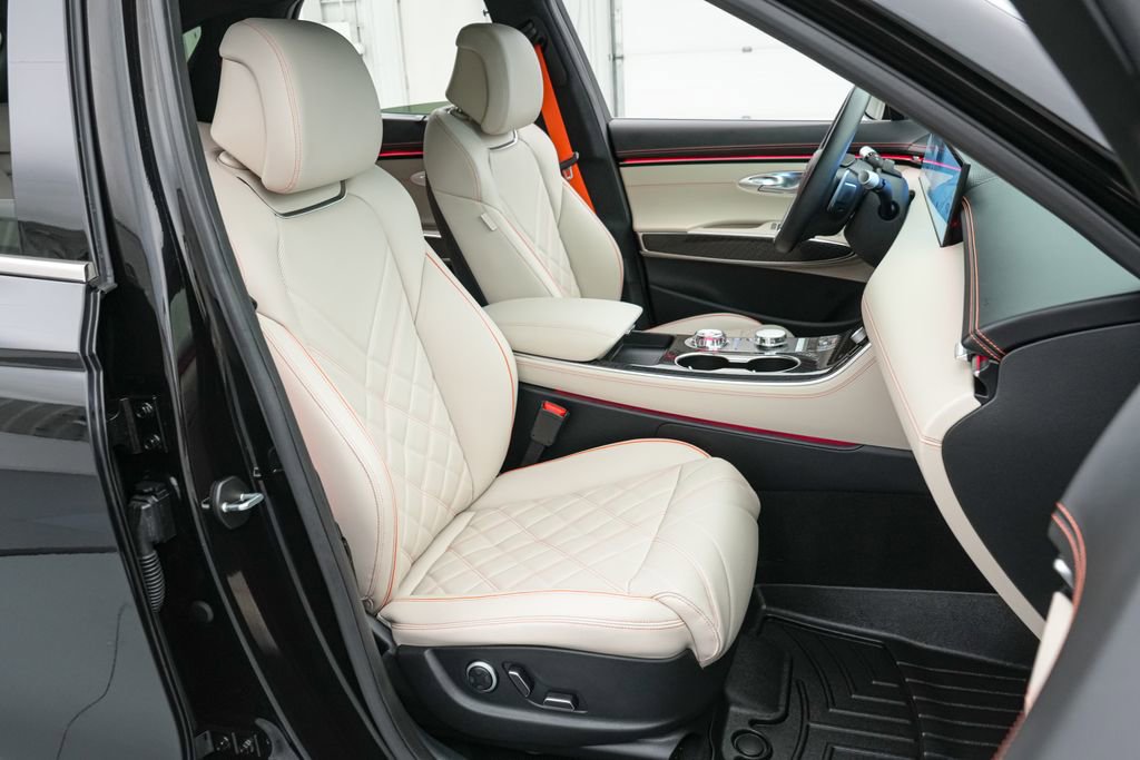 Used 2026 Genesis GV70 3.5T Sport Prestige image 32