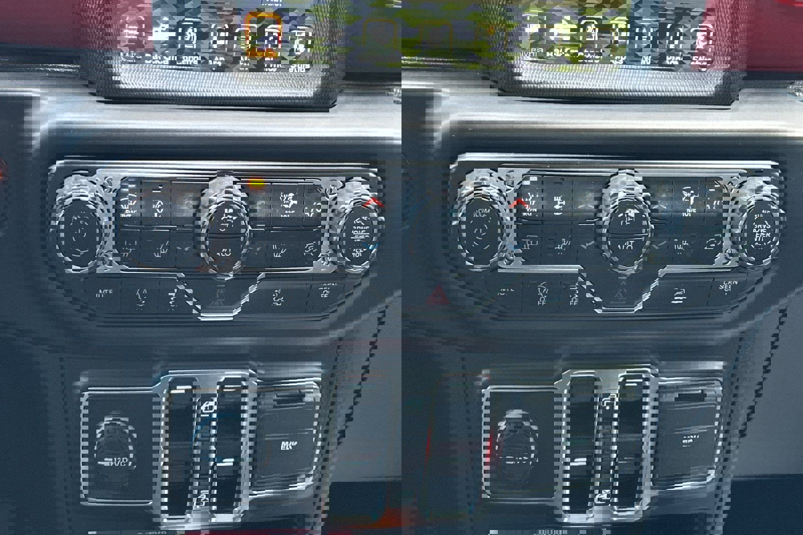 Used 2022 Jeep Gladiator Rubicon w/ Cold Weather Group image 23