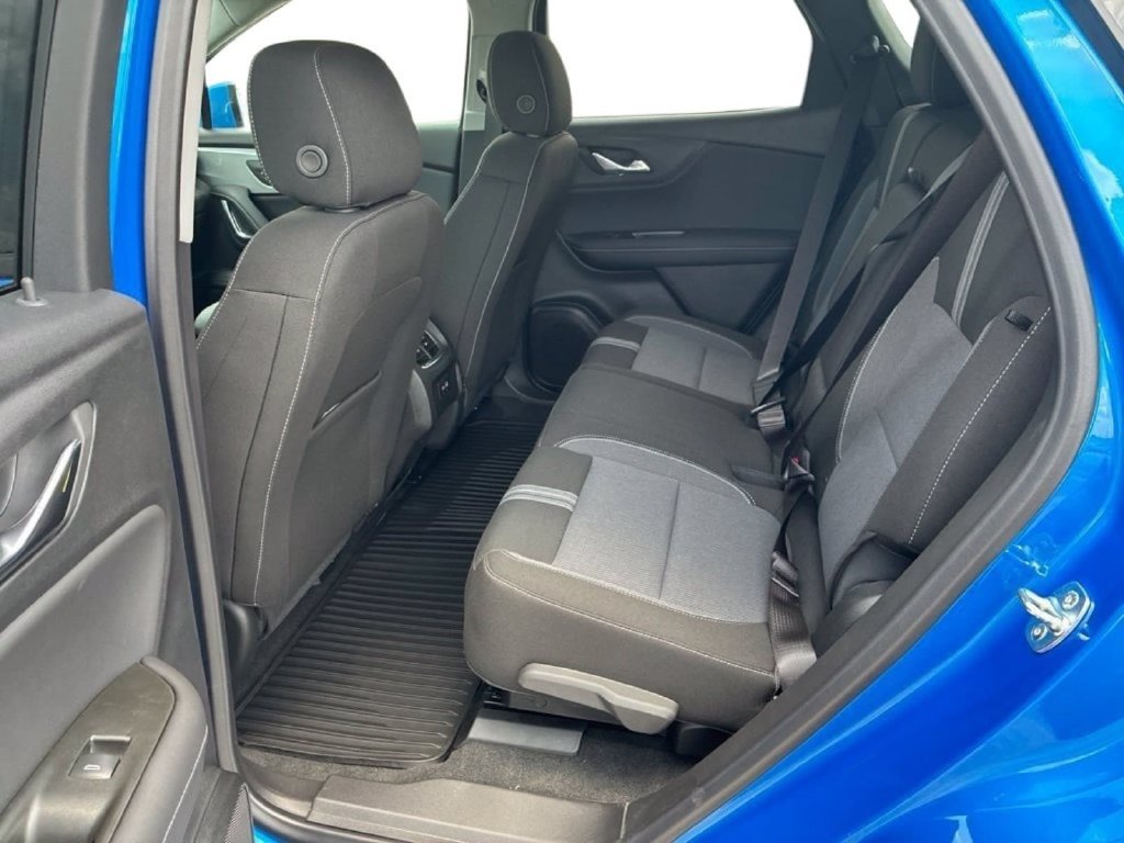 New 2026 Chevrolet Blazer LT w/ Convenience Package FWD image 13