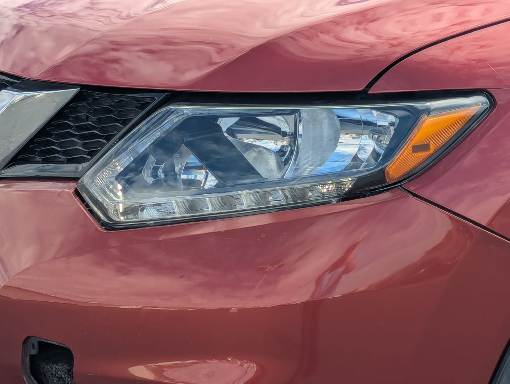 Used 2016 Nissan Rogue SV w/ SV Premium Package FWD image 12