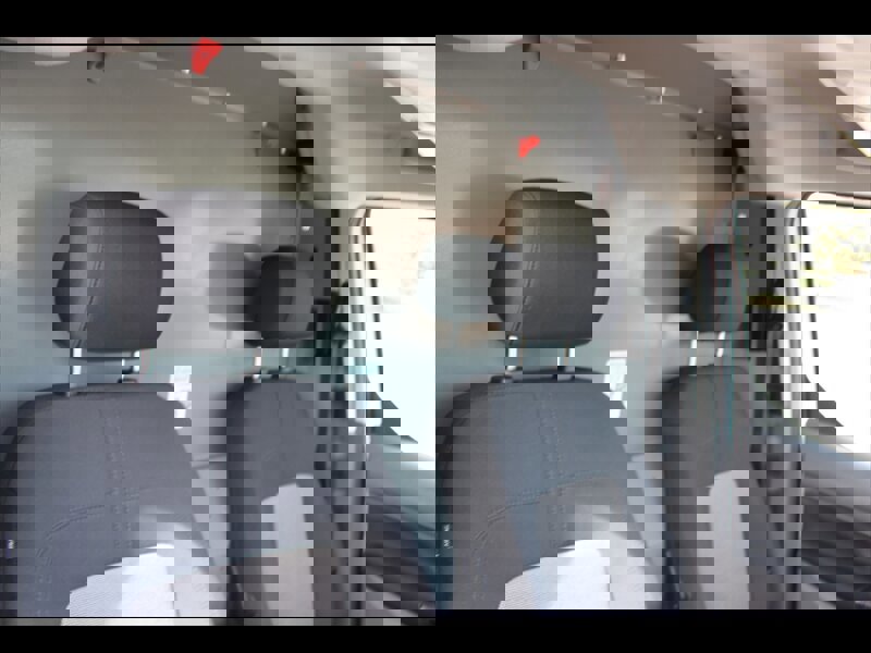 Used 2022 Ford Transit Connect XL image 22