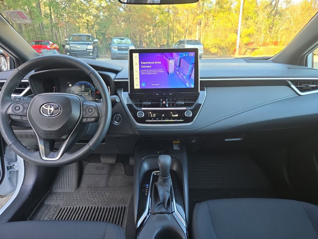 Certified 2025 Toyota Corolla SE image 18