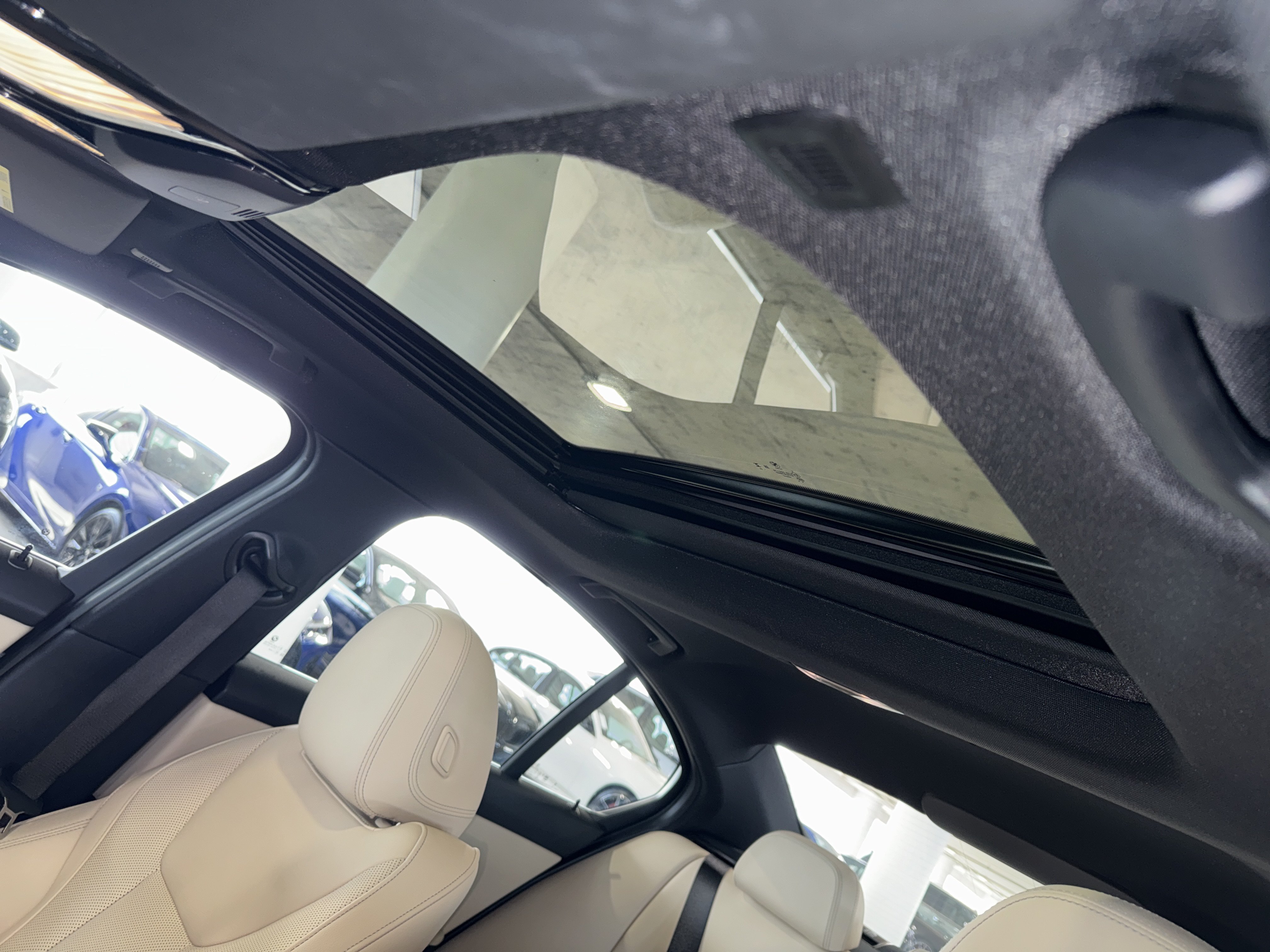Certified 2026 BMW 330i Sedan w/ Premium Package RWD image 32